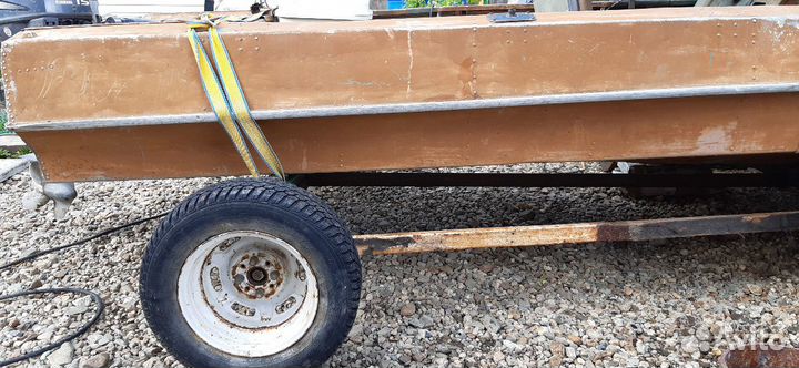 Лодка Обь м