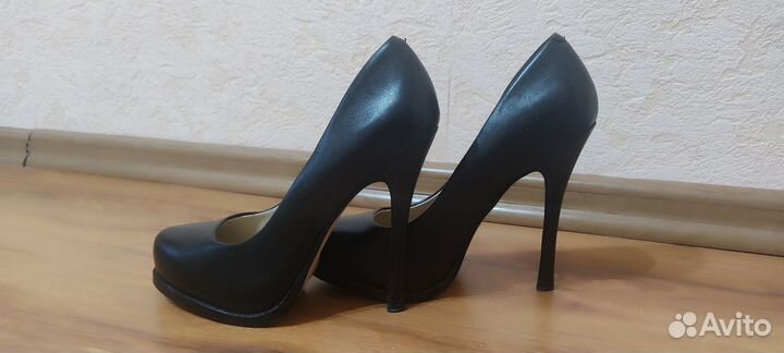 Женские туфли