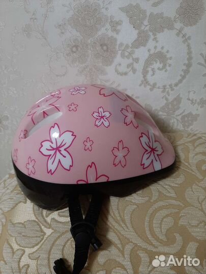 Защитный шлем для роликов