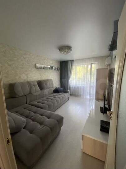 2-к. квартира, 48 м², 3/5 эт.