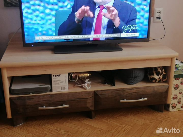 Тумба под телевизор