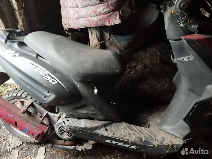 Скутер на запчасти резина новая