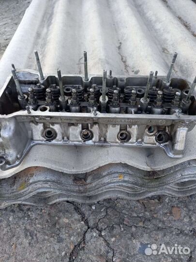 Инжекторная головка двигателя