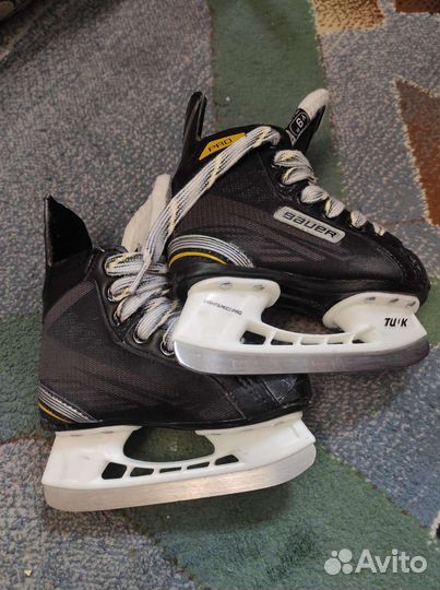 Хоккейные коньки bauer