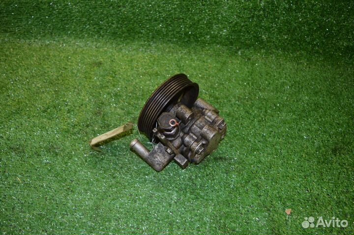 Насос гидроусилителя Hyundai Santa fe 2.2 diesel