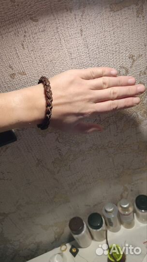 Кожаный браслет