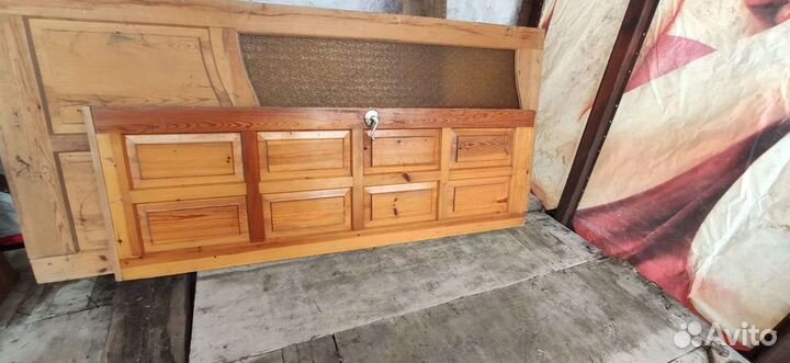 Двери межкомнатные из массива