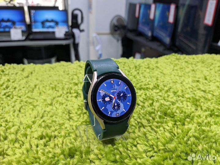 Смарт-часы Samsung Galaxy Watch 4 40 mm