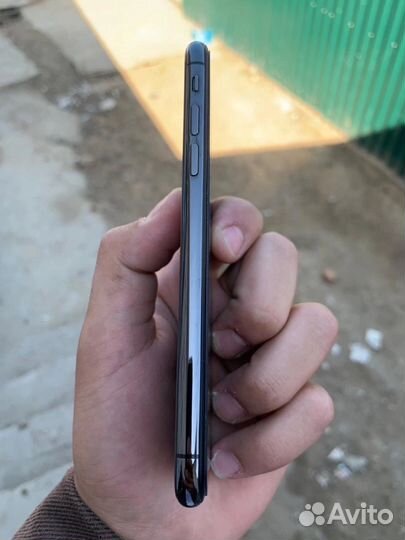 Телефон iPhoneX