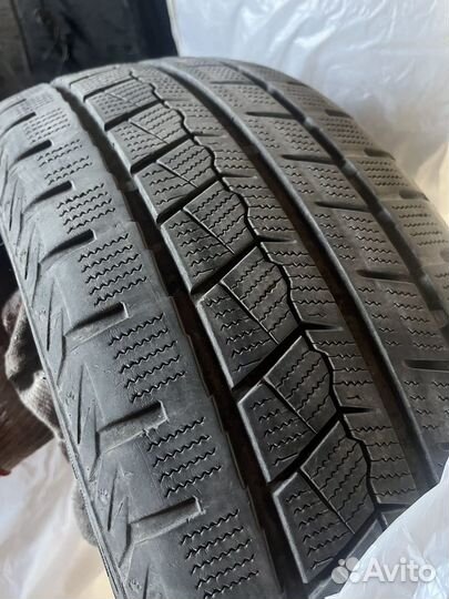 Winter Tact WT 80+ 205/50 R17 28M