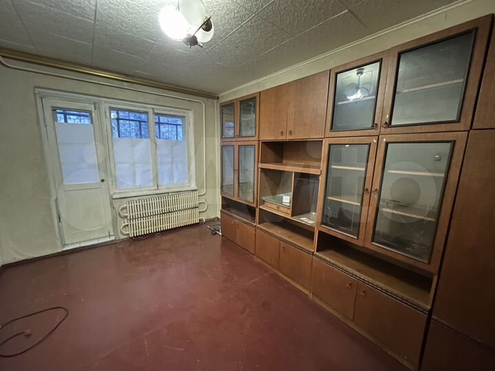 2-к. квартира, 50,4 м², 1/10 эт.