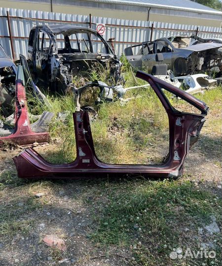 Порог Mitsubishi Colt Европеец