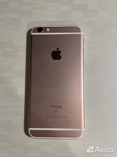 iPhone 6S, 32 ГБ