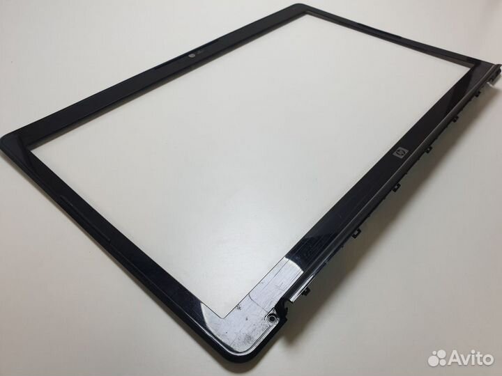 Рамка матрицы HP DV7-3000, DV7-2000 дефект