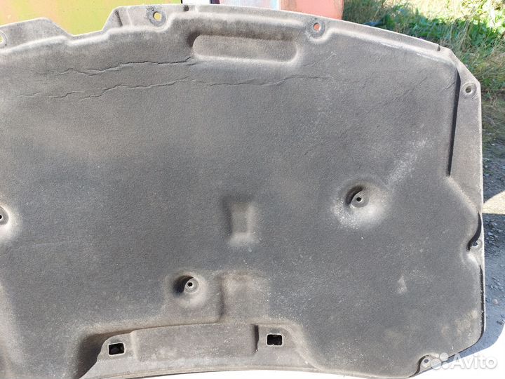 Обшивка, шумоизоляция капота Honda Accord 8 CU2