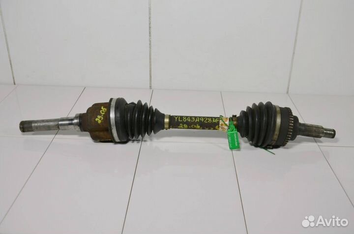 Приводной вал передний левый Ford Escape 1