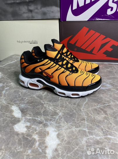 Кроссовки Nike air max TN мужские оранжевые