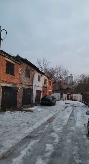 Гараж