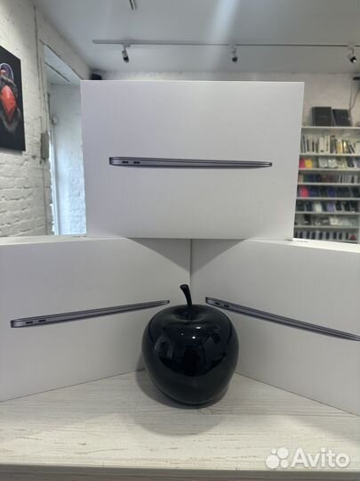 MacBook Air M1/2020/256 g space gray