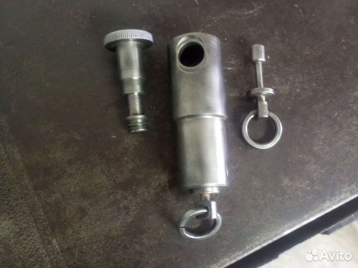 Замок гаражный, пружинно-винтовой