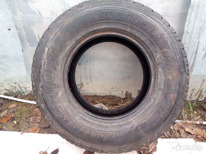 Bridgestone Dueler A/T 235/75 R15