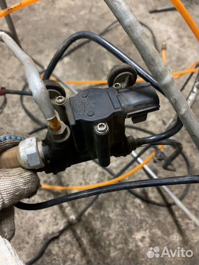 Блок клапанов пневмоподвески land rover