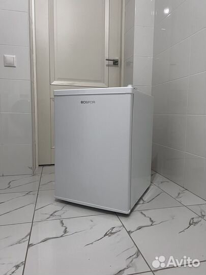 Мини-холодильник