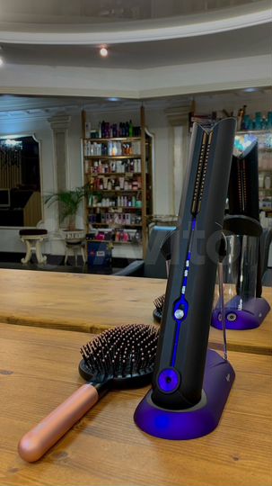 Рабочее место парикмахера в салоне красоты Воровск