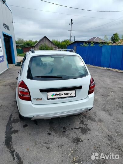 ВАЗ Granta Cross 1.6 МТ, 2023, 9 315 км