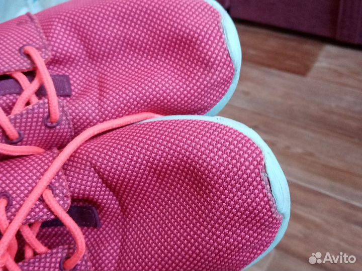 Кроссовки nike женские 38,5