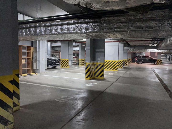 Машиноместо, 14 м²