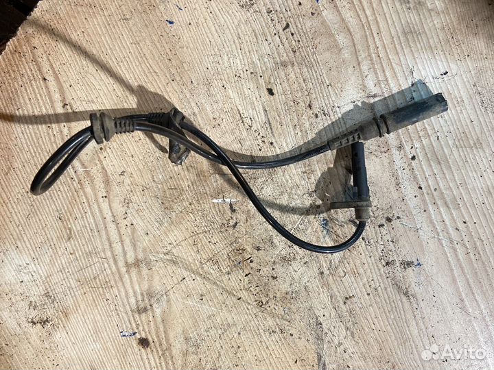 Датчик абс bmw x5 е70 передний левый