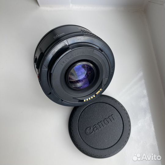 Объектив Canon 50mm 1.8