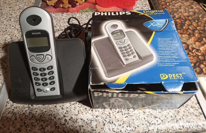 Стационарный телефон