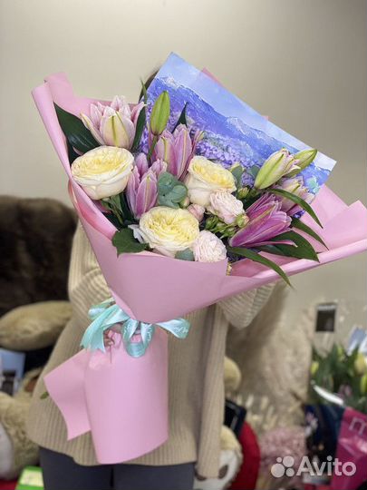 Доставка цветов и букетов