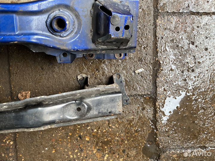 Усилитель переднего бампера Мазда 6GH