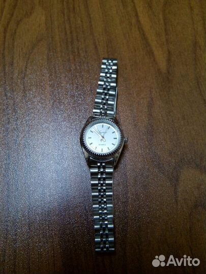 Часики наручные