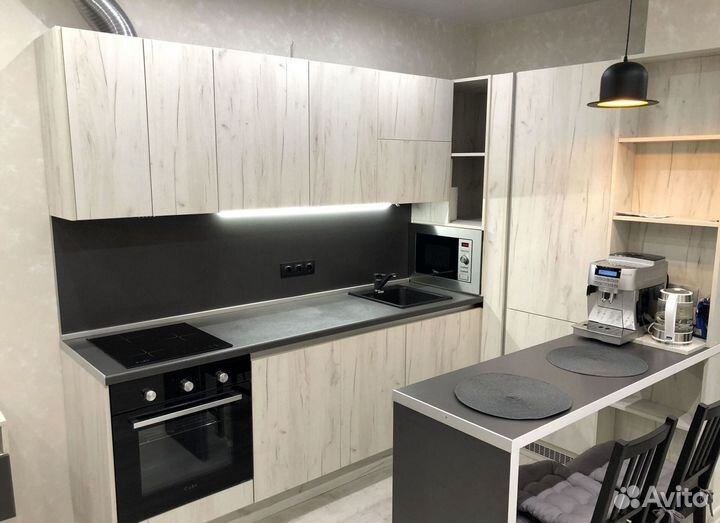 Кухонный гарнитур в стиле минимализм