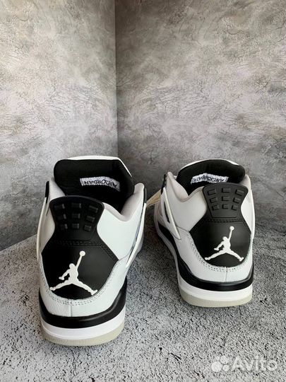 Кроссовки мужские Jordan 4 Retro