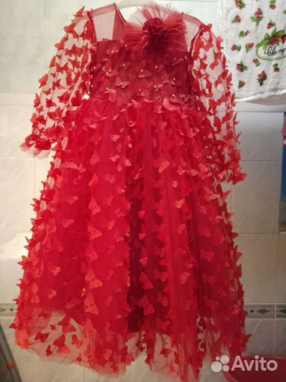 Платье для девочки дизайнерское