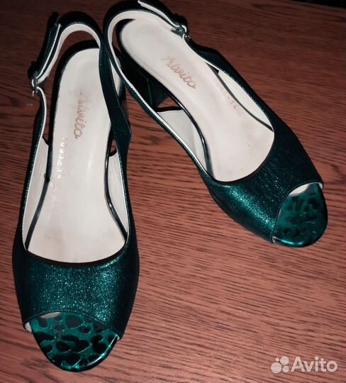 Обувь женская 38 размер