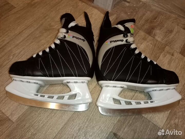 Роликовые коньки детские новые