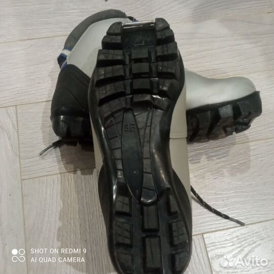 Лыжные ботинки детские 36 размер