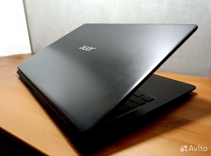 Шустрый Acer на Ryzen 3 8gb SSD