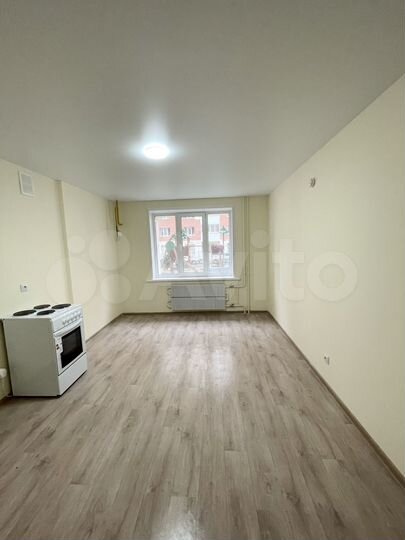 3-к. квартира, 78 м², 1/10 эт.