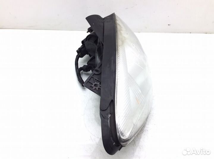 Фара 921021H010 KIA Ceed (2007-2012)