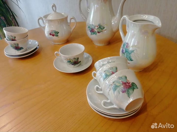 Сервизы кофейные или чайные 2шт