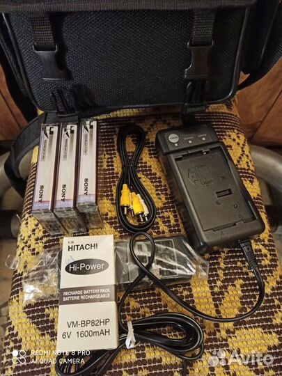 Видеокамера hitachi VM-E338E