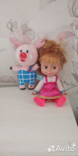 Игрушка Маша Медведь