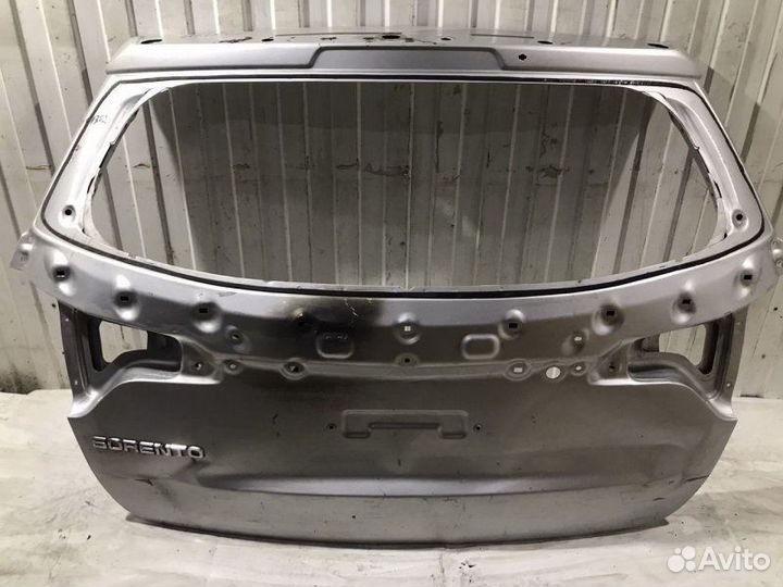 Крышка багажника Kia Sorento